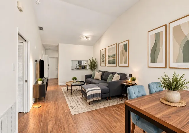 Listing Photo 5 - Condo for sale in building located at 8423 Bernwood Cvs Loop, FORT MYERS, FL 33966 - Unit #410