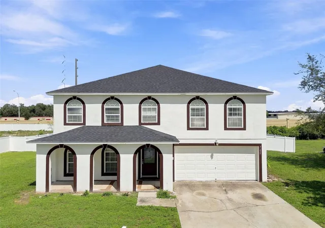 Photo 1 of Single family home for sale at 5155 Spanish Oaks Dr, Lakeland, FL 33805 | MLS# TB8547692 | Listing updated on 2026-09-12