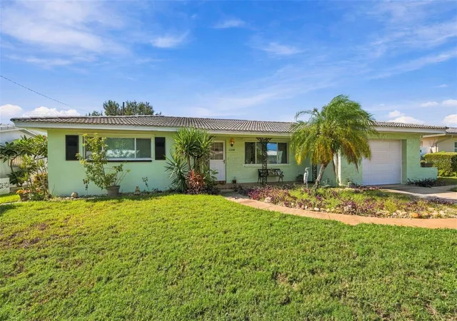 Single family home for sale at 11074 56th Avenue, SEMINOLE, FL 33772 | MLS# TB8547698