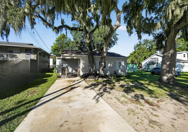 Photo 3 of Single family home for sale at 846 State Ave, Daytona Beach, FL 32117 | MLS# V4951225 | Listing updated on 2026-09-12