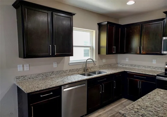 Photo 4 of Townhouse for sale at 4743 Somerset Hl Ln, Riverview, FL 33578 | MLS# TB8547701 | Listing updated on 2026-09-12