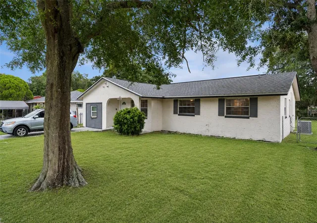 Photo 2 of Single family home for sale at 113 Hughes Ave, Sanford, FL 32771 | MLS# O6441020 | Listing updated on 2026-09-20