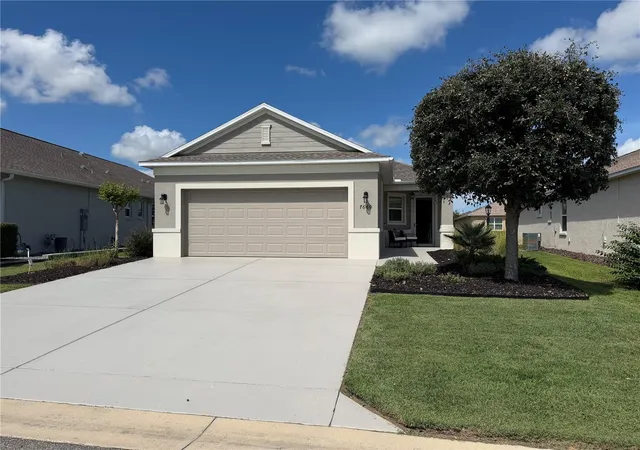 Photo 3 of Single family home for sale at 7660 Sw 87th Avenue, Ocala, FL 34481 | MLS# OM732093 | Listing updated on 2026-09-15