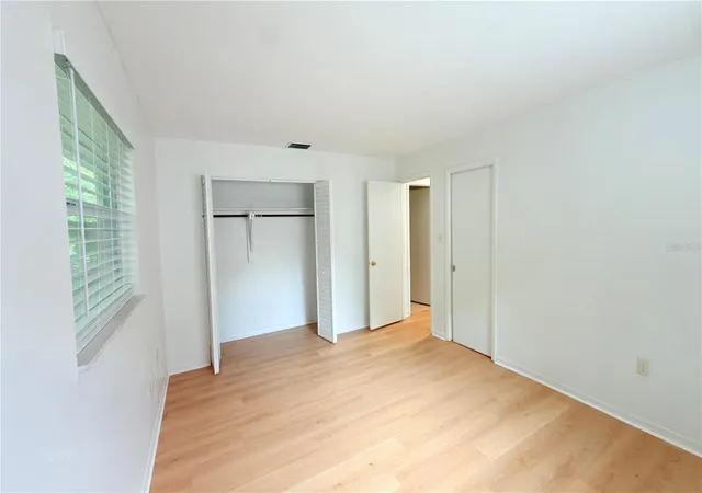 Listing Photo 5 - Condo for sale in building located at 5403 Drinkard Dr, NEW PORT RICHEY, FL 34653