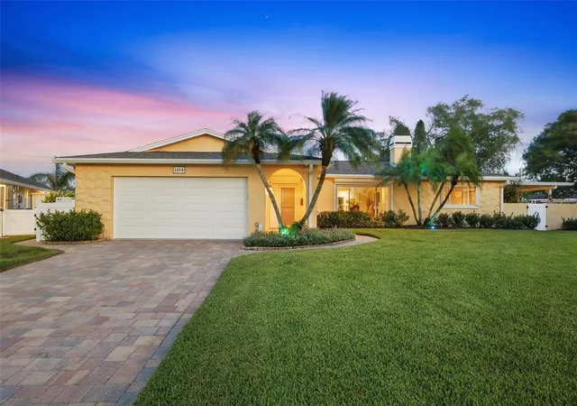 Photo 2 of Single family home for sale at 1484 47th Avenue Ne, Saint Petersburg, FL 33703 | MLS# TB8547716 | Listing updated on 2026-10-21