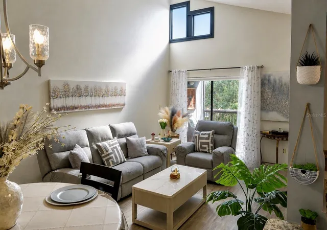 Listing Photo 3 - Condo for sale in building located at 3712 Southpointe Dr, ORLANDO, FL 32822 - Unit #U6
