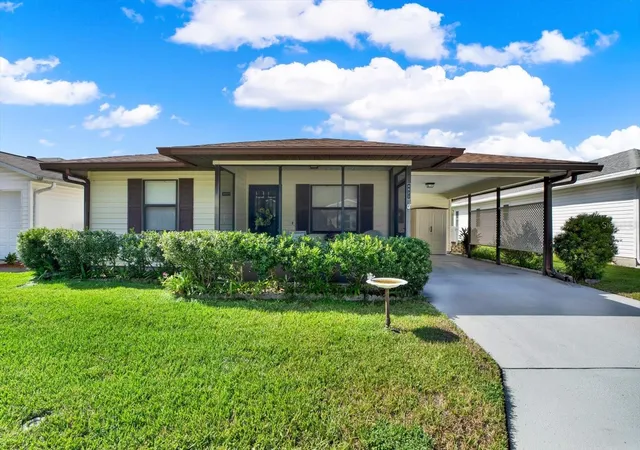 Single family home for sale at 4821 Leisurewood Ln, LAKELAND, FL 33811 | MLS# TB8547727