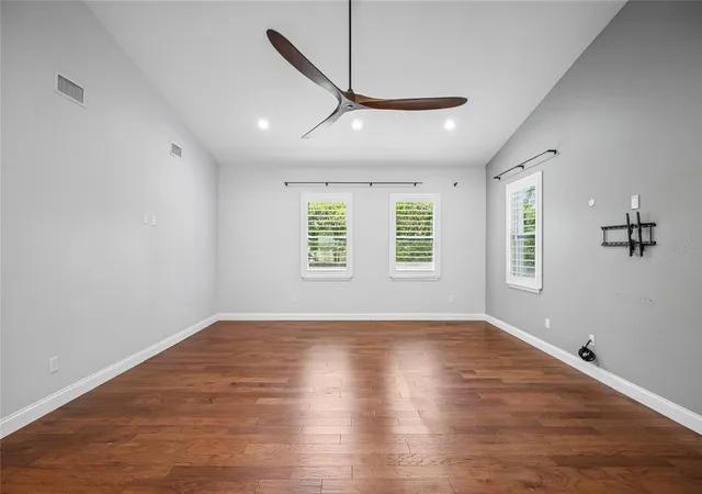 Photo 3 of Single family home for sale at 3206 W Price Ave, Tampa, FL 33611 | MLS# O6441046 | Listing updated on 2026-09-21