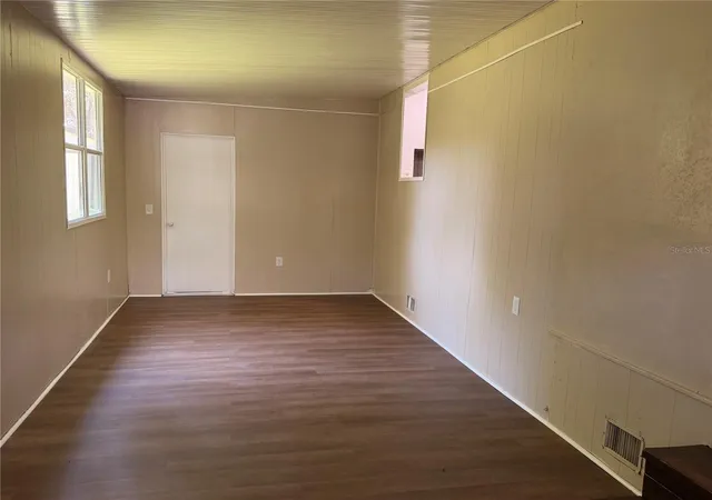 Photo 2 of Manufactured home for sale at 1583 Cr 435, Lake Panasoffkee, FL 33538 | MLS# G5117658 | Listing updated on 2026-09-15
