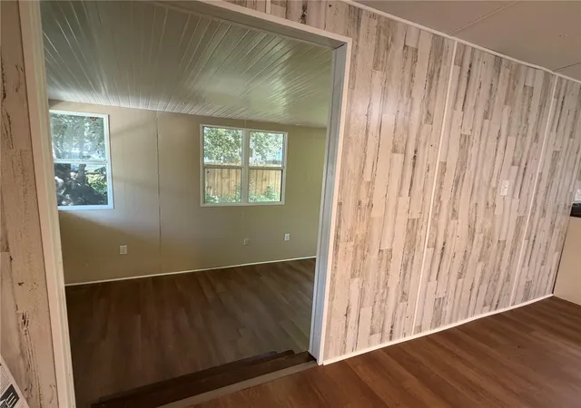 Photo 3 of Manufactured home for sale at 1583 Cr 435, Lake Panasoffkee, FL 33538 | MLS# G5117658 | Listing updated on 2026-09-15