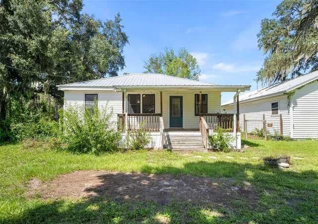 Photo 1 of Single family home for sale at 24506 Sw 4th Avenue, Newberry, FL 32669 | MLS# GC543440 | Listing updated on 2026-09-19