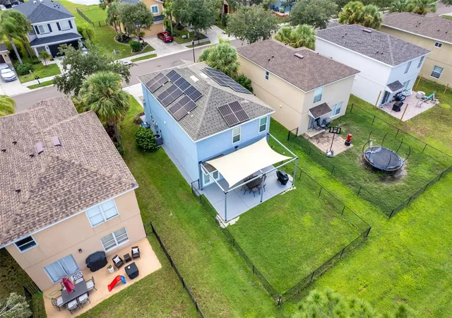 Photo 2 of Single family home for sale at 206 Beacon Harbour Loop, Bradenton, FL 34212 | MLS# A4705809 | Listing updated on 2026-09-28