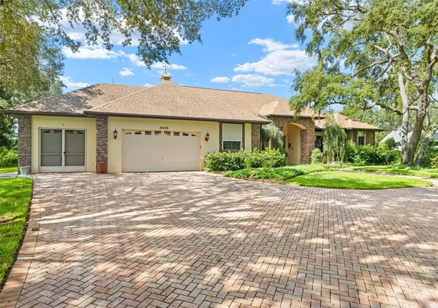 Photo 1 of Single family home for sale at 10430 Ramble Ridge Ct, Weeki Wachee, FL 34613 | MLS# W7889442 | Listing updated on 2026-09-23