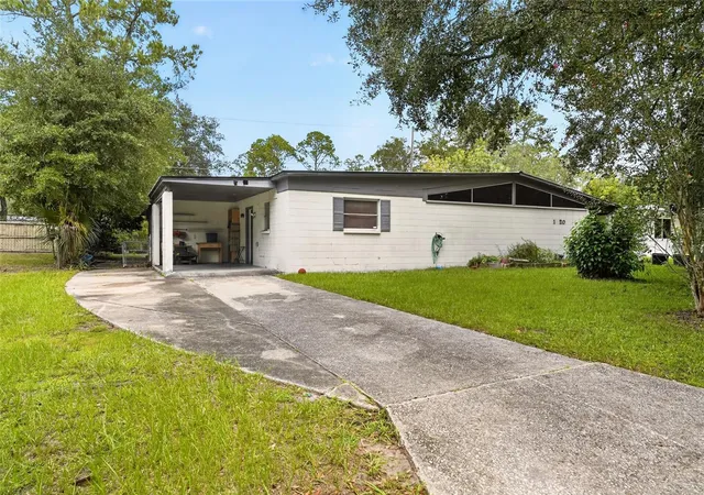 Single family home for sale at 1320 NE 28th Avenue, GAINESVILLE, FL 32609 | MLS# GC543441