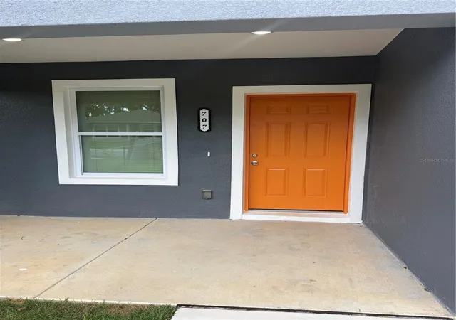 Photo 4 of Single family home for sale at 707 9th Street, Lakeland, FL 33805 | MLS# O6441067 | Listing updated on 2026-09-12