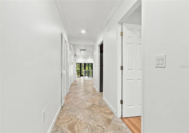 Photo 4 of Townhouse for sale at 4802 Kestral Park Cir #22, Sarasota, FL 34231 | MLS# A4705810 | Listing updated on 2026-10-07