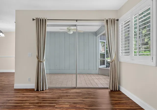 Listing Photo 4 - Condo for sale in building located at 611 Chestnut Oak Cir, Altamonte Springs, FL 32701 - Unit #113