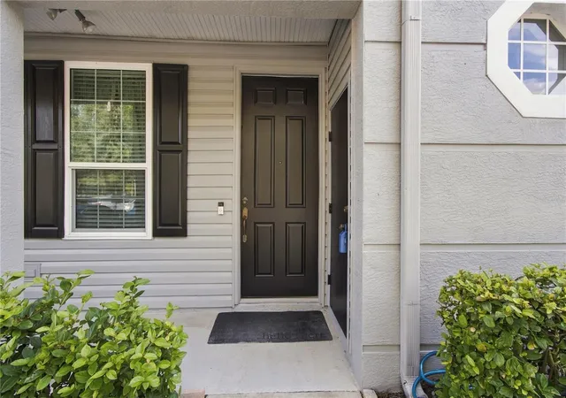 Photo 3 of Townhouse for sale at 34906 Teeview Ln, Zephyrhills, FL 33541 | MLS# TB8547763 | Listing updated on 2026-09-16