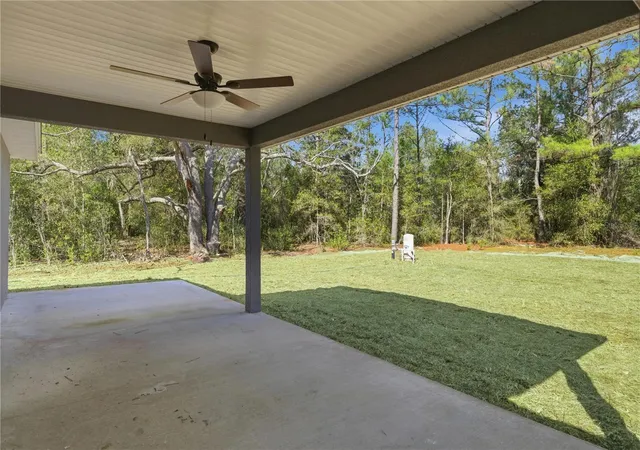 Photo 12 of Single family home for sale at 40 Bay Dr, Ocklawaha, FL 32179 | MLS# OM732112 | Listing updated on 2026-09-13