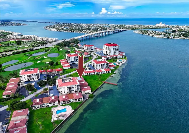 Listing Photo 2 - Condo for sale in building located at 6177 Sun Blvd, St. Petersburg, FL 33715 - Unit #202