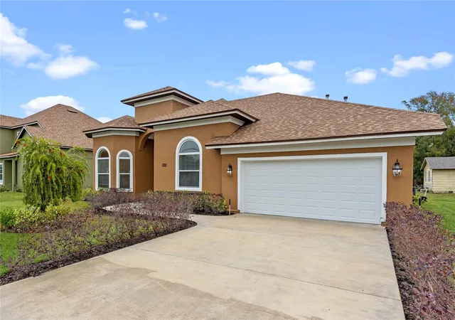 Photo 3 of Single family home for sale at 1943 Sipes Ave, Sanford, FL 32771 | MLS# O6441084 | Listing updated on 2026-09-12
