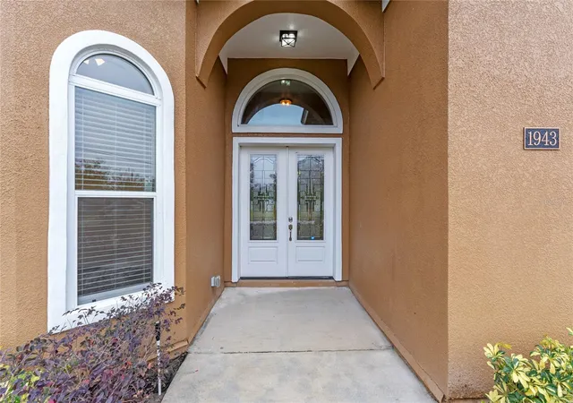 Photo 4 of Single family home for sale at 1943 Sipes Ave, Sanford, FL 32771 | MLS# O6441084 | Listing updated on 2026-09-12
