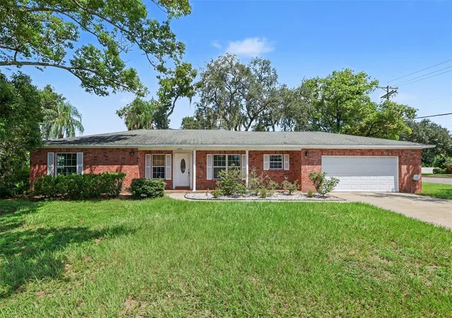 Photo 1 of Single family home for sale at 2265 Village Ct, Brandon, FL 33511 | MLS# TB8547775 | Listing updated on 2026-10-13