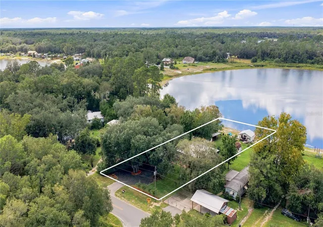 Photo 4 of Single family home for sale at 107 Church Lake Dr, Interlachen, FL 32148 | MLS# OM732113 | Listing updated on 2026-10-05