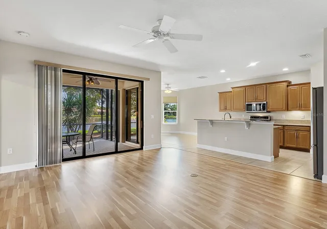 Photo 3 of Single family home for sale at 20580 Pezzana Dr, Venice, FL 34292 | MLS# N6145718 | Listing updated on 2026-10-20