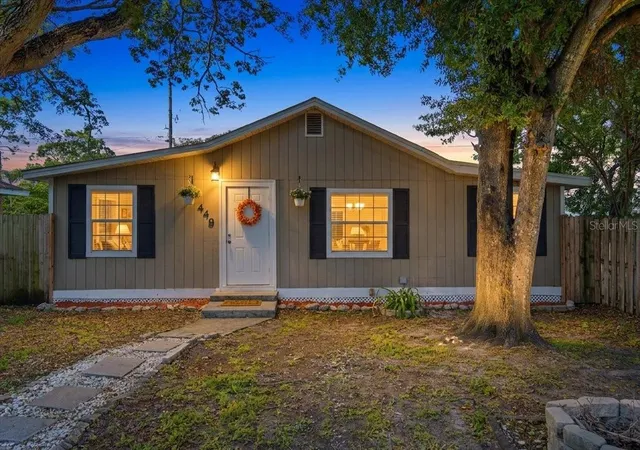 Photo 2 of Single family home for sale at 449 38th Avenue N, Saint Petersburg, FL 33704 | MLS# TB8547785 | Listing updated on 2026-10-20