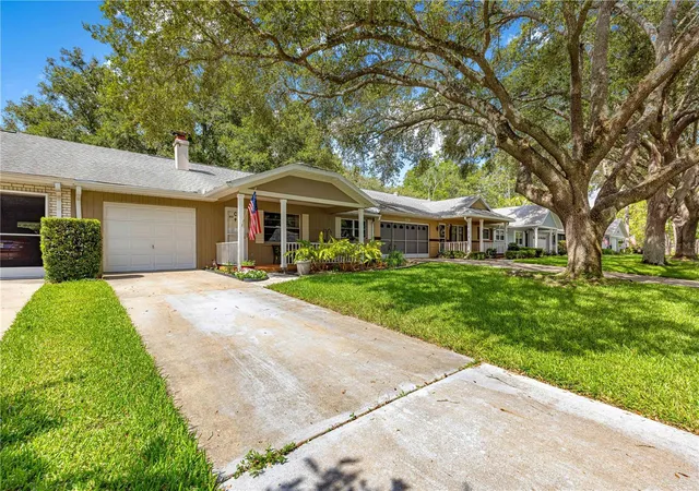 Photo 2 of Single family home for sale at 8850 Sw 97th Street #C, Ocala, FL 34481 | MLS# OM732115 | Listing updated on 2026-09-14