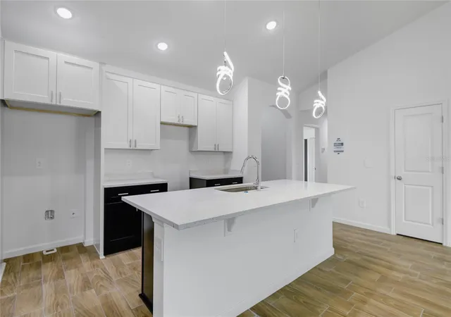Photo 3 of Single family home for sale at 440 Eagle Dr, Kissimmee, FL 34759 | MLS# S5157390 | Listing updated on 2026-09-16