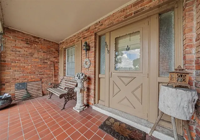 Photo 4 of Single family home for sale at 3018 Cullen Lake Shore Dr, Belle Isle, FL 32812 | MLS# O6441103 | Listing updated on 2026-09-16