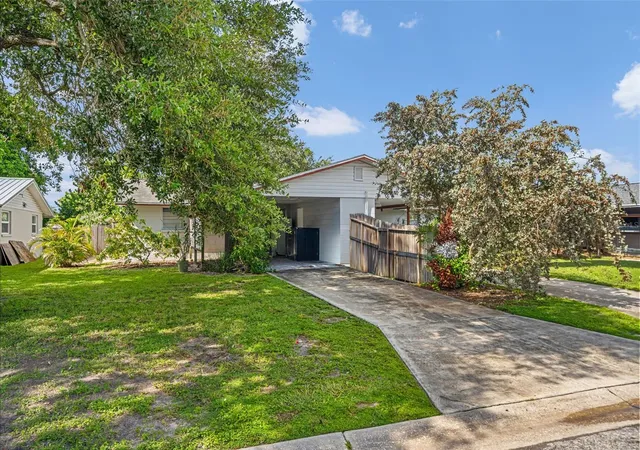 Photo 2 of Multi family home for sale at 3607 47th Avenue W, Bradenton, FL 34210 | MLS# A4705821 | Listing updated on 2026-09-12