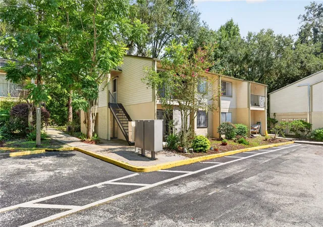 Photo 2 of Sale Pending at 1015 Sw 9th Street #C24, Gainesville, FL 32601 | MLS# GC543447 | Listing updated on 2026-09-21