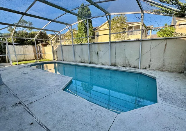 Photo 3 of Single family home for sale at 2510 Hamlet Ln, Kissimmee, FL 34746 | MLS# O6441105 | Listing updated on 2026-09-12