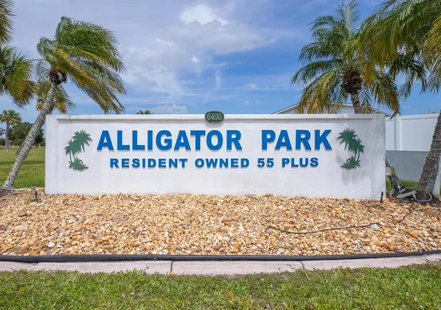 Photo 3 of Manufactured home for sale at 176 W Manatee Loop, Punta Gorda, FL 33950 | MLS# C7530645 | Listing updated on 2026-09-15