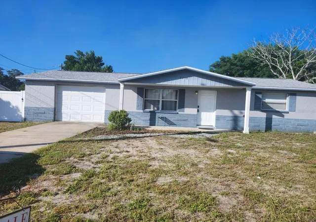 Photo 2 of Single family home for sale at 7306 Windsor St, Hudson, FL 34667 | MLS# TB8547814 | Listing updated on 2026-09-28