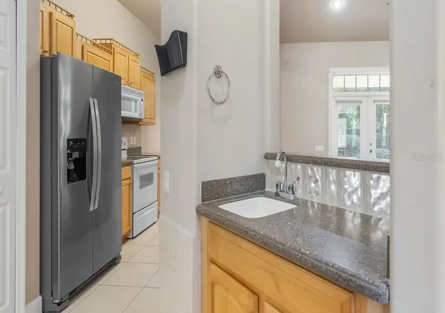 Photo 3 of Single family home for sale at 202 N Dixie Dr, Howey In The Hills, FL 34737 | MLS# G5117672 | Listing updated on 2026-09-18