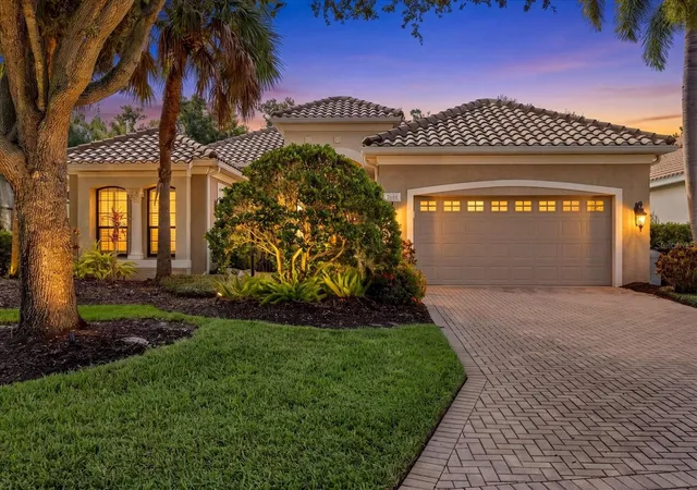 Single family home for sale at 7651 Portstewart Dr, LAKEWOOD RANCH, FL 34202 | MLS# A4705824