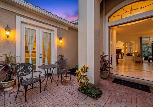 Photo 2 of Single family home for sale at 7651 Portstewart Dr, Lakewood Ranch, FL 34202 | MLS# A4705824 | Listing updated on 2026-10-09