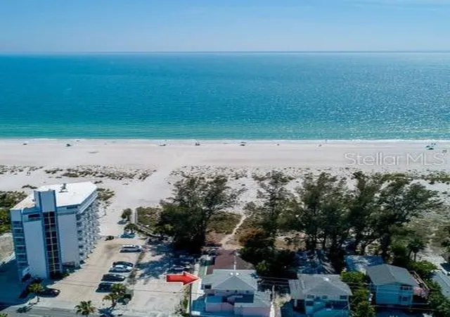 Photo 4 of Land for sale at 10200 Gulf Blvd, Treasure Island, FL 33706 | MLS# R4911986 | Listing updated on 2026-10-02