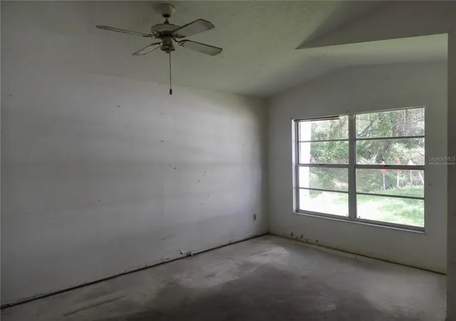 Photo 3 of Single family home for sale at 1211 Niagara St, Plant City, FL 33563 | MLS# TB8547822 | Listing updated on 2026-09-21
