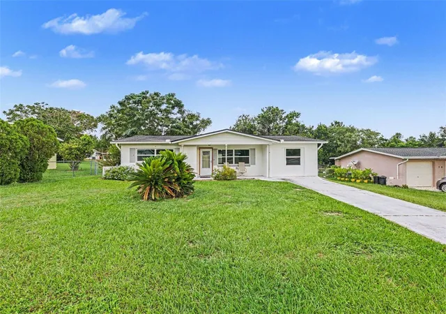 Photo 2 of Sale Pending at 80 S Adams St, Beverly Hills, FL 34465 | MLS# TB8547823 | Listing updated on 2026-09-23