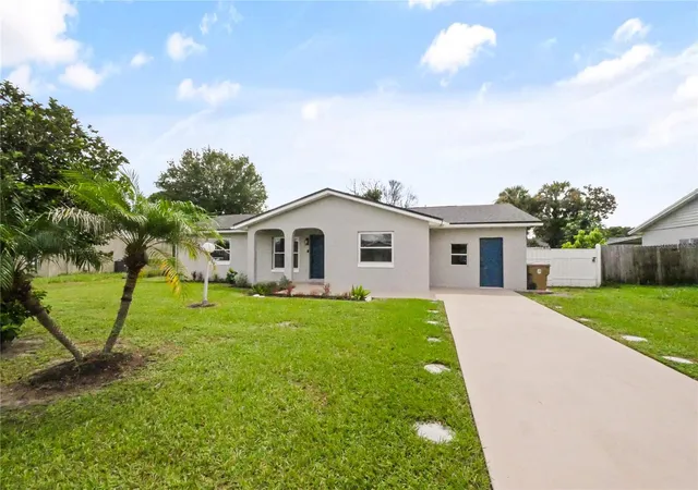 Photo 1 of Single family home for sale at 135 Iguala Dr, Kissimmee, FL 34743 | MLS# O6441136 | Listing updated on 2026-09-14