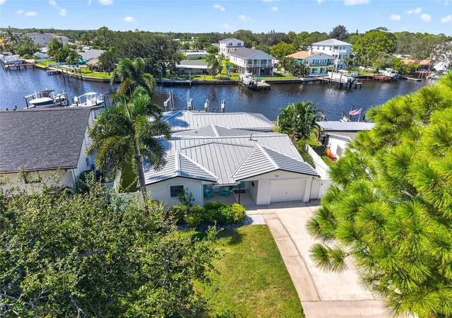 Photo 1 of Single family home for sale at 209 Tallahassee Dr NE, Saint Petersburg, FL 33702 | MLS# TB8547827 | Listing updated on 2026-10-16
