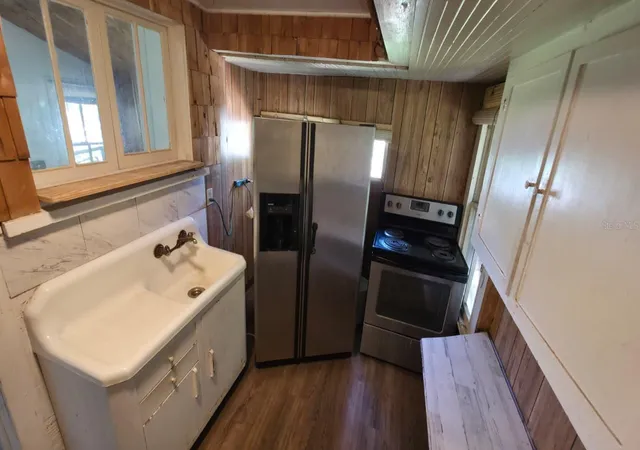 Photo 3 of Single family home for sale at 310 E Noble Ave, Bushnell, FL 33513 | MLS# O6441139 | Listing updated on 2026-09-13