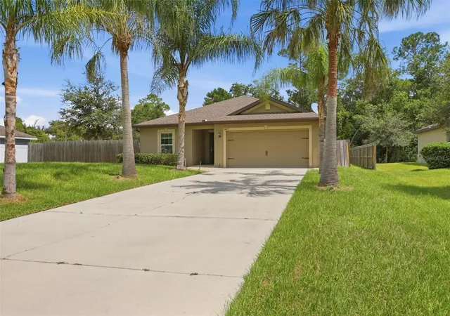 Photo 3 of Single family home for sale at 3477 Coachman Dr, Deltona, FL 32738 | MLS# W7889451 | Listing updated on 2026-09-17