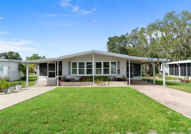 Manufactured home for sale at 8089 Highpoint Blvd, BROOKSVILLE, FL 34613 | MLS# W7889452