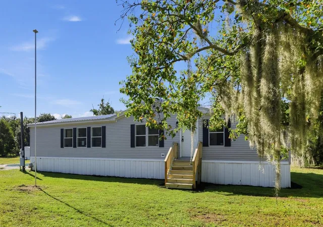 Photo 1 of Manufactured home for sale at 4243 Coyote Trl, Polk City, FL 33868 | MLS# O6441143 | Listing updated on 2026-09-21